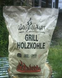 Bild zu 3 kg Holzkohle + 2 kg Anfeuerholz Trocken